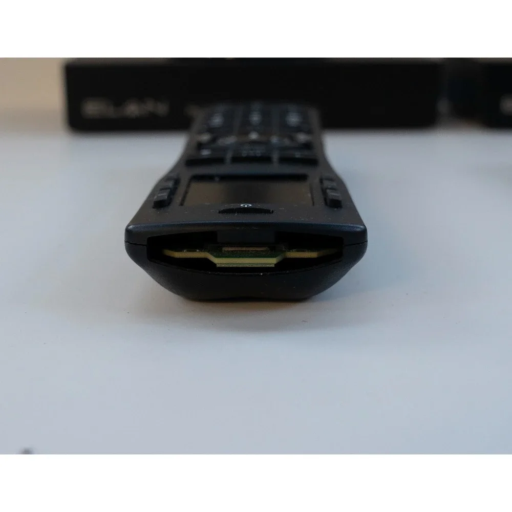 Elan Bundle - 2x EL-HR10 Remote Control + Charging Cradles + 2x Control Extender